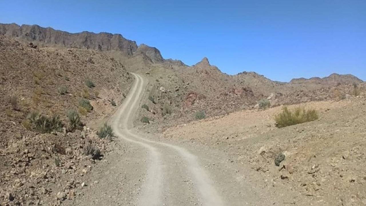 راه روستایی آبدر و گلشن آباد وچیکلو آسفالت ندارد