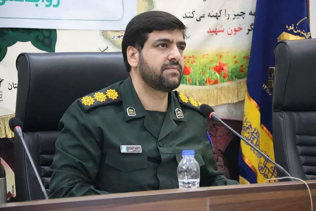 برپایی نمایشگاه معبری از نور در دزفول برپایی نمایشگاه معبری از نور در دزفول