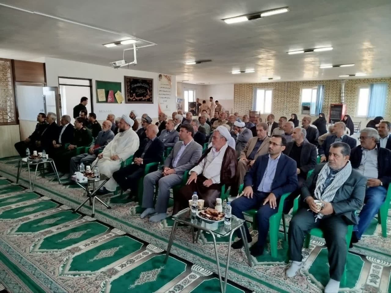 تجلیل از پیشکسوتان دفاع مقدس شهرستان پلدشت تجلیل از پیشکسوتان دفاع مقدس شهرستان پلدشت