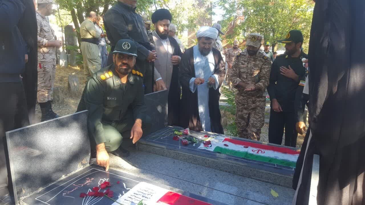 ادای احترام به مقام شامخ شهدای سردشت