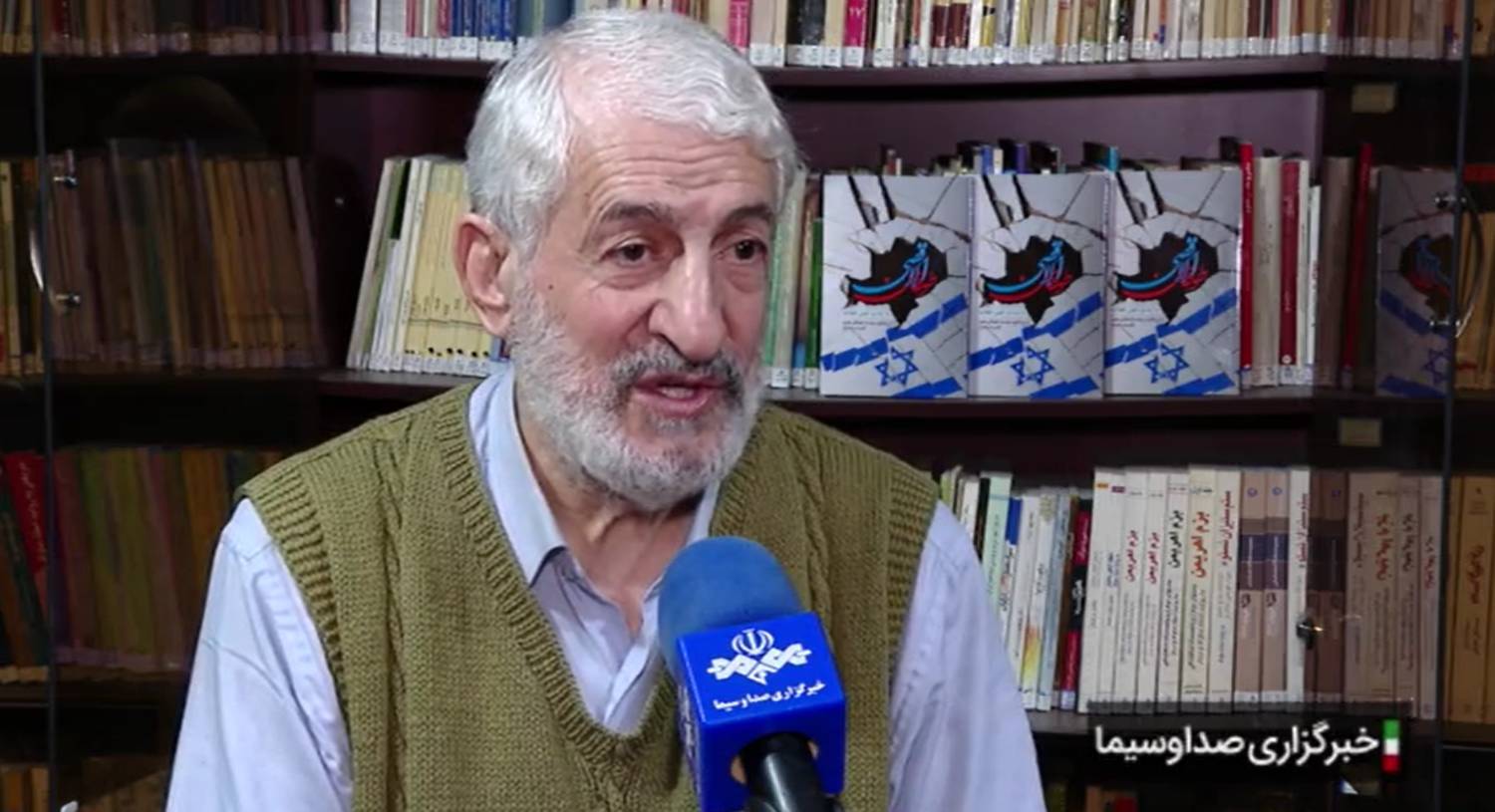 رونمایی از کتاب «کلاه جدید فرنگی» در نمایشگاه کتاب