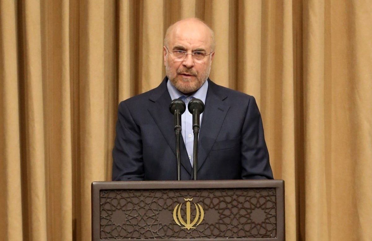 دیدار نوروزی قالیباف و هیئت رئیسه مجلس با رهبر انقلاب دیدار نوروزی قالیباف و هیئت رئیسه مجلس با رهبر انقلاب