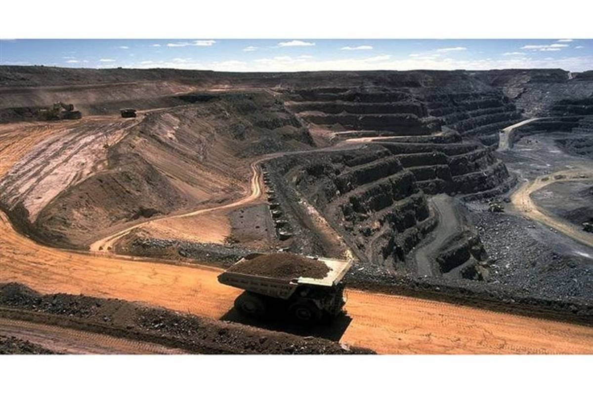 ضرورت استفاده از سرمایه‌های مردمی در توسعه فعالیت‌های معدنی