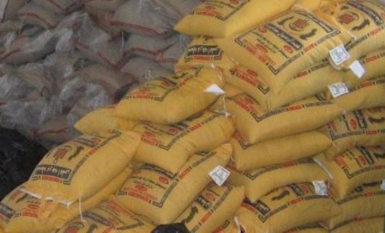 کشف برنج احتکار شده در لاهیجان