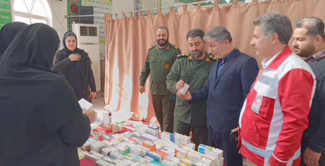 معاینه رایگان ۹۲ نفر از اهالی مسکن مهر صومعه‌سرا