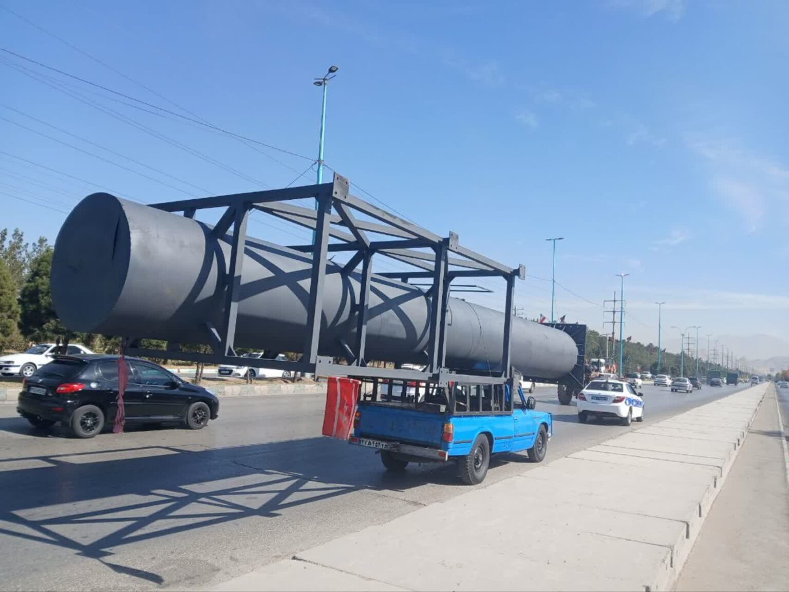 وقتی وانت نیسان پا جا پای تریلر می گذارد.