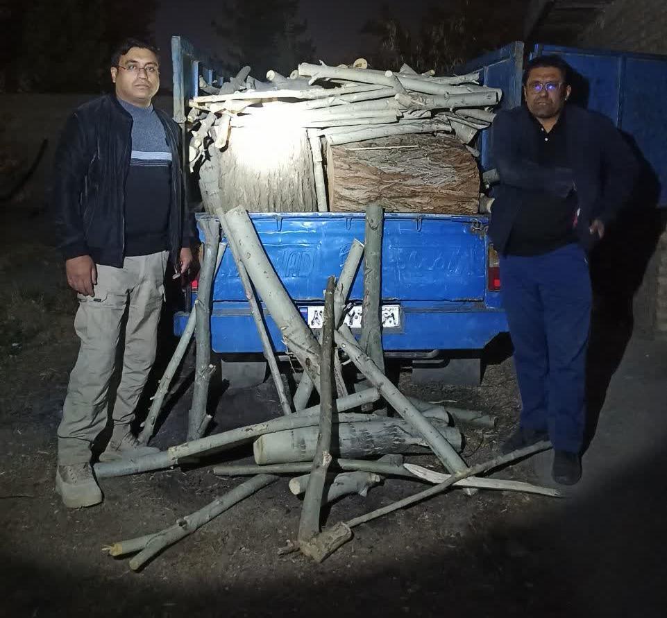 دستگیری سردسته باند بزرگ قاچاق چوب جنوب آذربایجان غربی دربوکان
