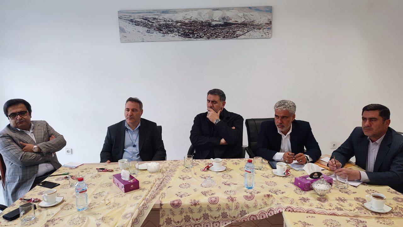 اولویت نخست ما برای کمک رسانی، مردم هستند