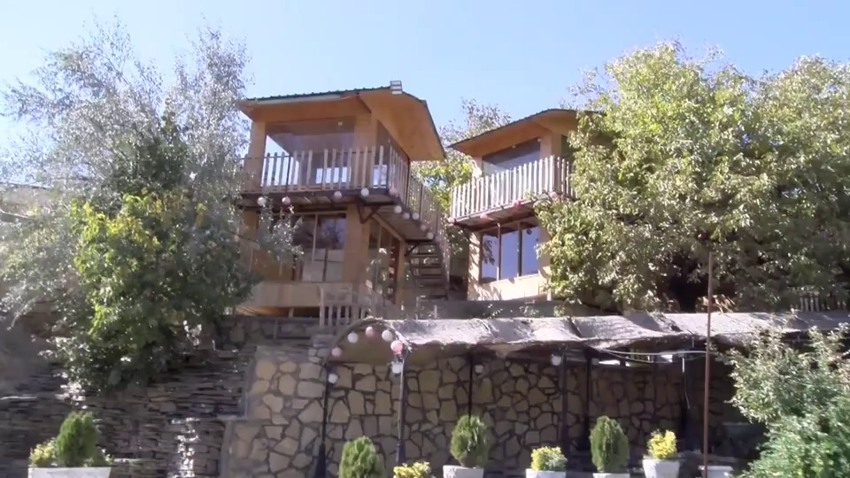 فعالیت ۱۲ واحد خدمات سفر در اسدآباد