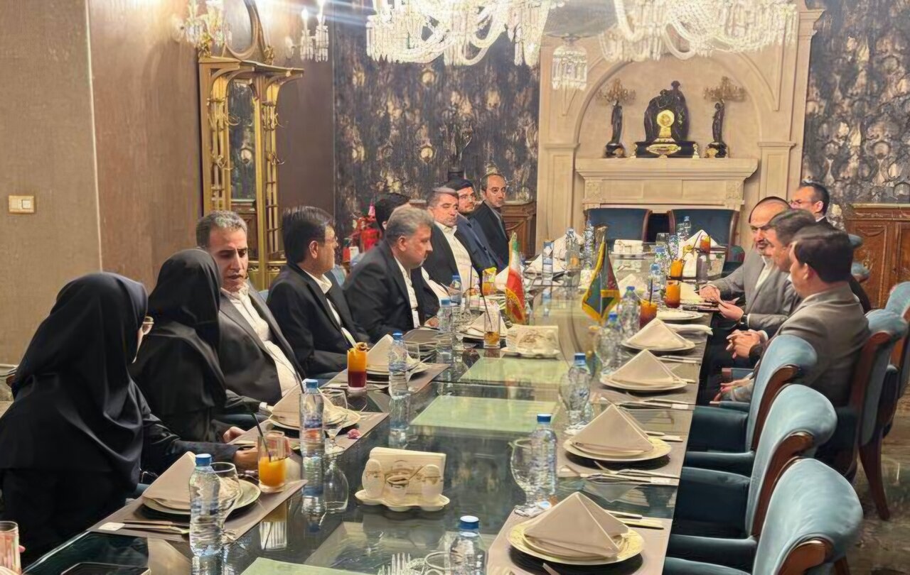 افزایش تبادلات برقی ایران و ترکمنستان افزایش تبادلات برقی ایران و ترکمنستان