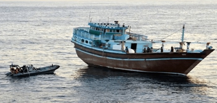 کشف ۲۴۰ هزار لیتر سوخت قاچاق در آبهای خلیج فارس کشف ۲۴۰ هزار لیتر سوخت قاچاق در آبهای خلیج فارس