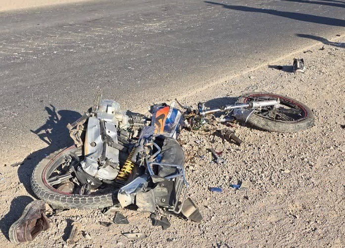 دو کشته در برخورد موتورسیکلت با کامیون دو کشته در برخورد موتورسیکلت با کامیون