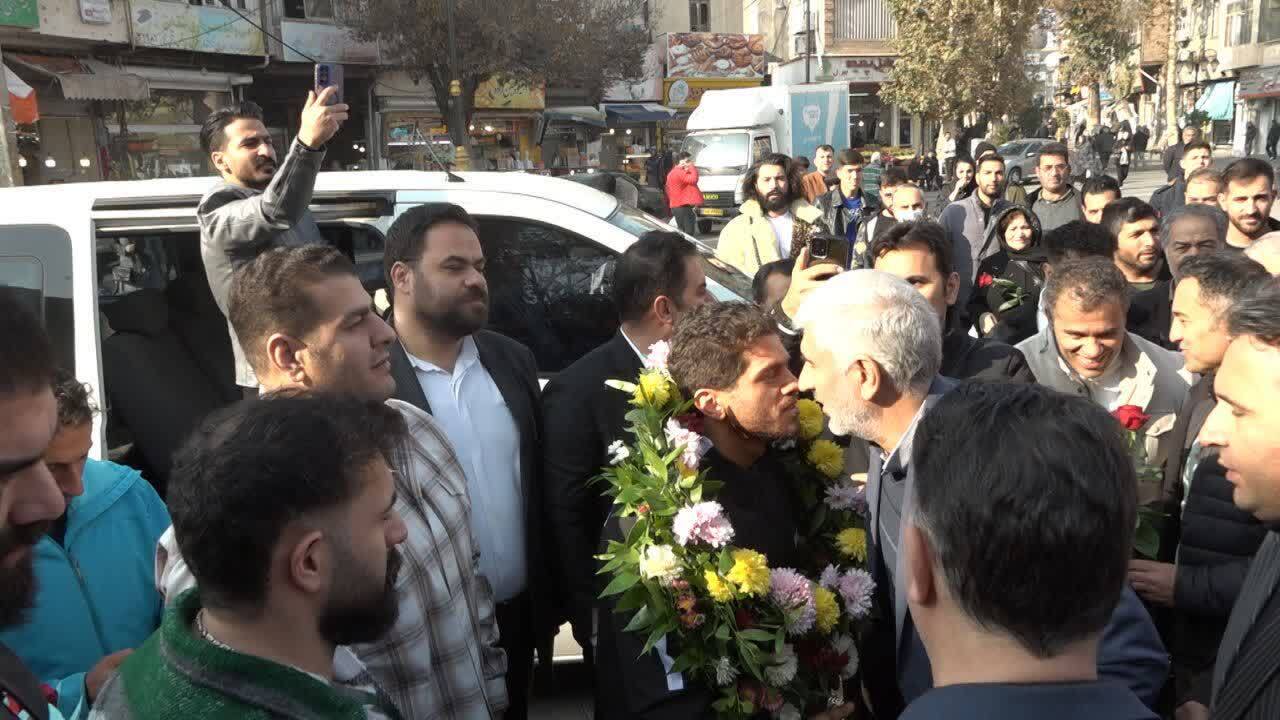 درخشش ورزشکار خویی در رقابتهای جهانی پرورش اندام درخشش ورزشکار خویی در رقابتهای جهانی پرورش اندام