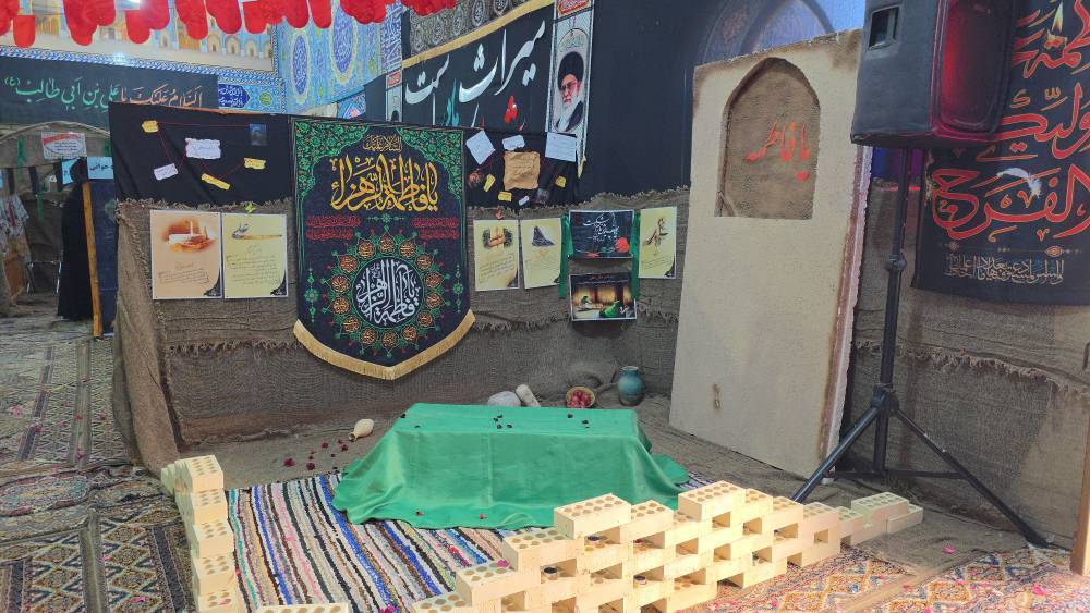 نمایشگاه فرهنگی، هنری یاس بینشان در شهر خور نمایشگاه فرهنگی، هنری یاس بینشان در شهر خور