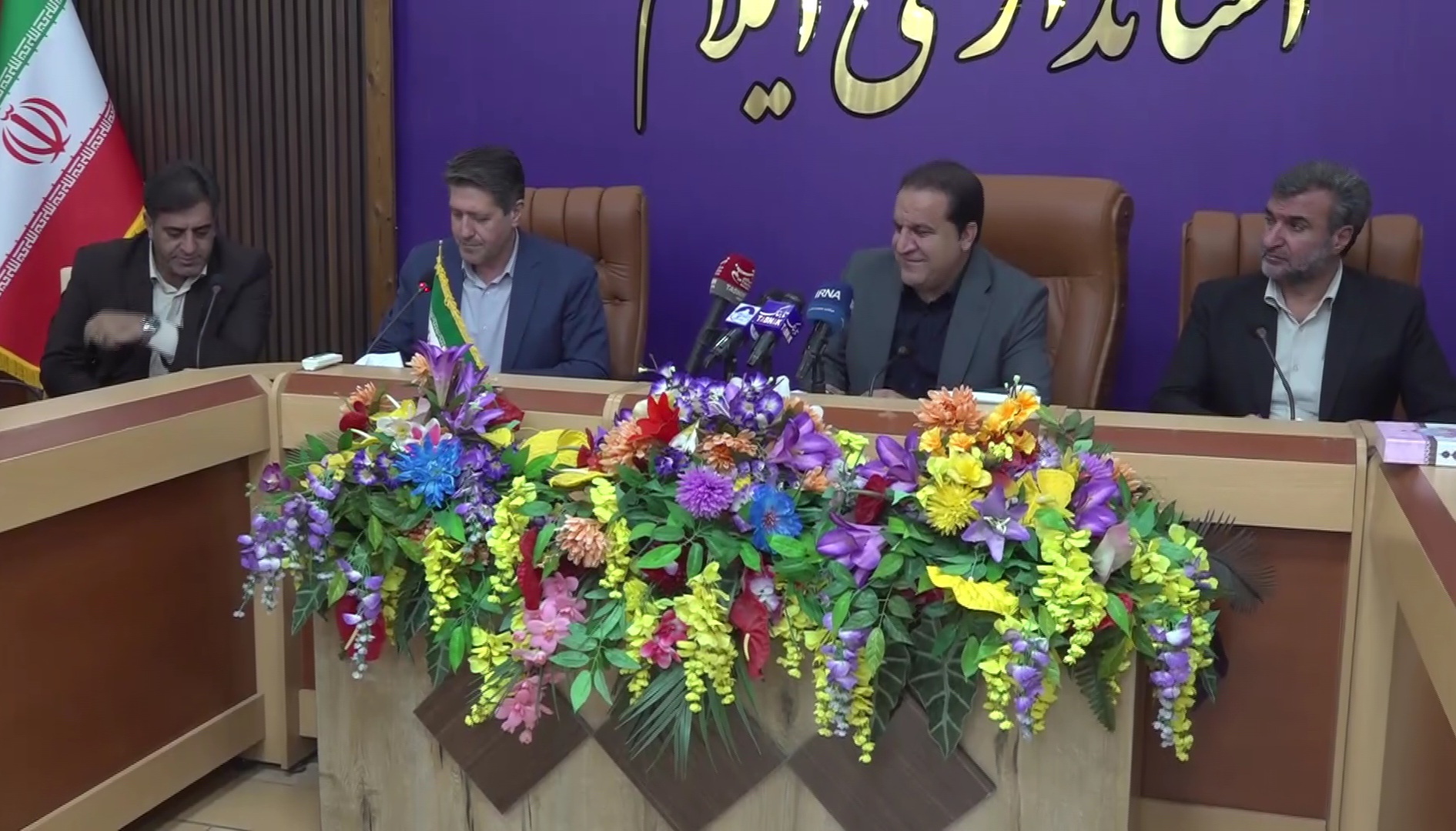 ایلام در آستانه میزبانی از نخستین نمایشگاه ملی صنایع کوچک و متوسط ایلام در آستانه میزبانی از نخستین نمایشگاه ملی صنایع کوچک و متوسط