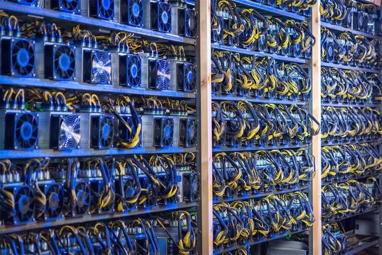 مبارزه قاطع با برقدزدان رمزارز در تبریز . مبارزه قاطع با برقدزدان رمزارز در تبریز .